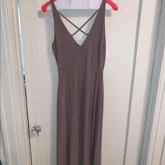 Sexy, Long, Taupe colored Dress with a slit! - Picture 2 of 5